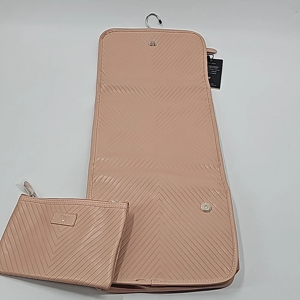 PurseN‎ Getaway Hanging Toiletry Case with Pouch in Petal Rose Color